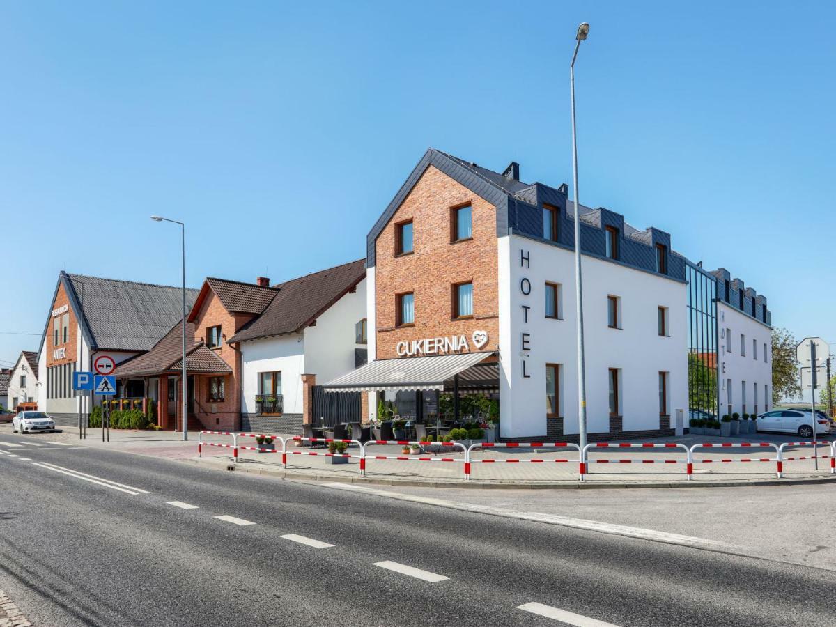Hotel Antek Zlinice Exterior foto